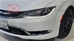 Chrysler 200